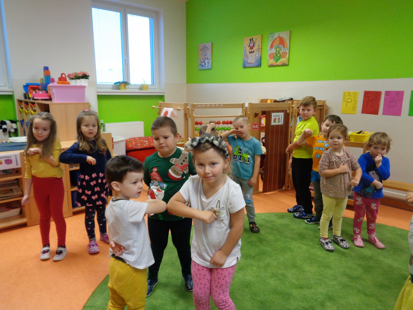 Dotyková štafeta.